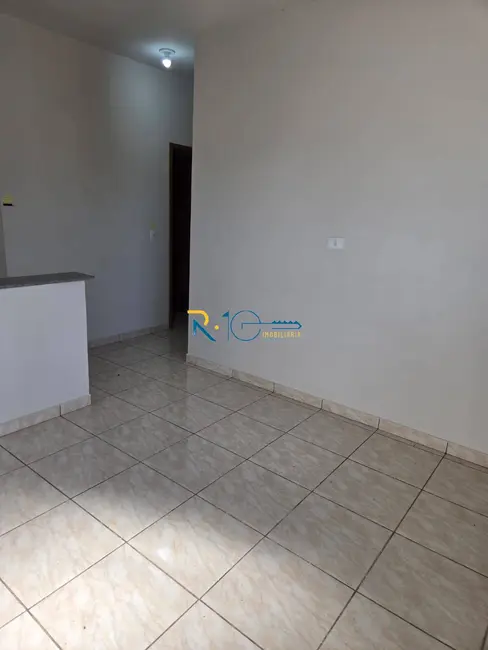 Casa com 2 quartos à venda, 200m2 em Jardim Nova Esperança, Londrina - PR - imagem 9 Foto 9 de Casa com 2 quartos à venda, 200m2 em Jardim Nova Esperança, Londrina - PR