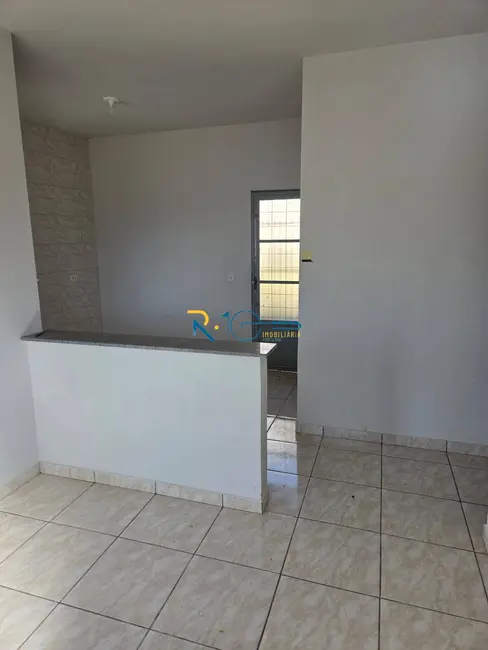 Casa com 2 quartos à venda, 200m2 em Jardim Nova Esperança, Londrina - PR - imagem 8 Foto 8 de Casa com 2 quartos à venda, 200m2 em Jardim Nova Esperança, Londrina - PR