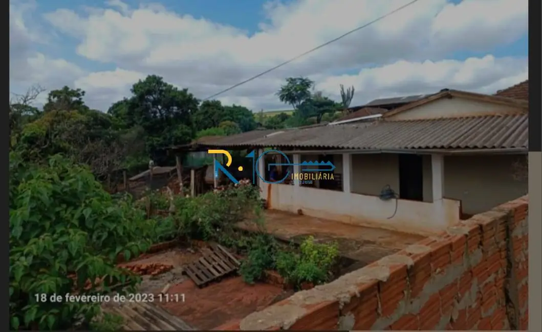 Casa com 2 quartos à venda, 70m2 em Londrina - PR - imagem 5 Foto 5 de Casa com 2 quartos à venda, 70m2 em Londrina - PR