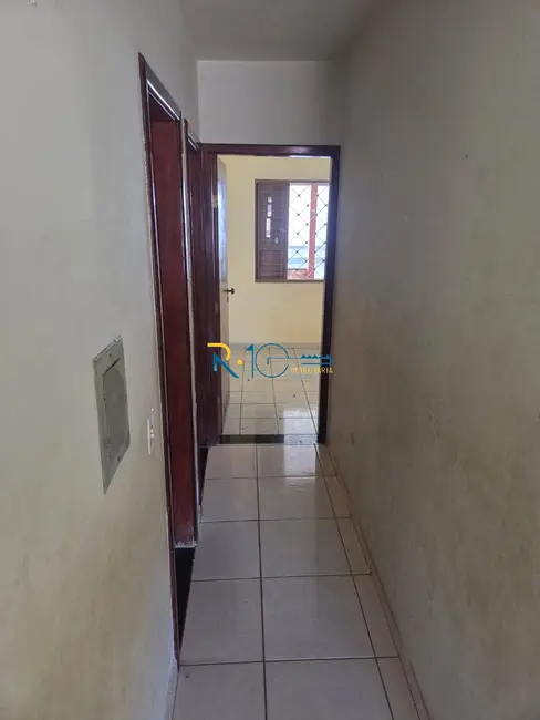 Casa com 3 quartos à venda, 180m2 em Cafezal, Londrina - PR - imagem 8 Foto 8 de Casa com 3 quartos à venda, 180m2 em Cafezal, Londrina - PR