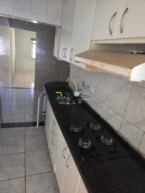 Casa com 3 quartos à venda, 180m2 em Cafezal, Londrina - PR - imagem 6 Foto 6 de Casa com 3 quartos à venda, 180m2 em Cafezal, Londrina - PR