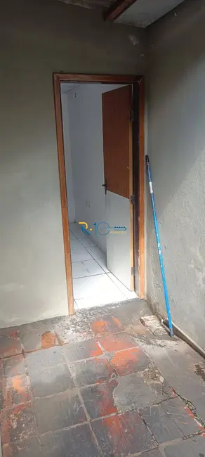 Foto 4 de Sala Comercial para alugar, 15m2 em Conjunto Parigot de Souza 1, Londrina - PR