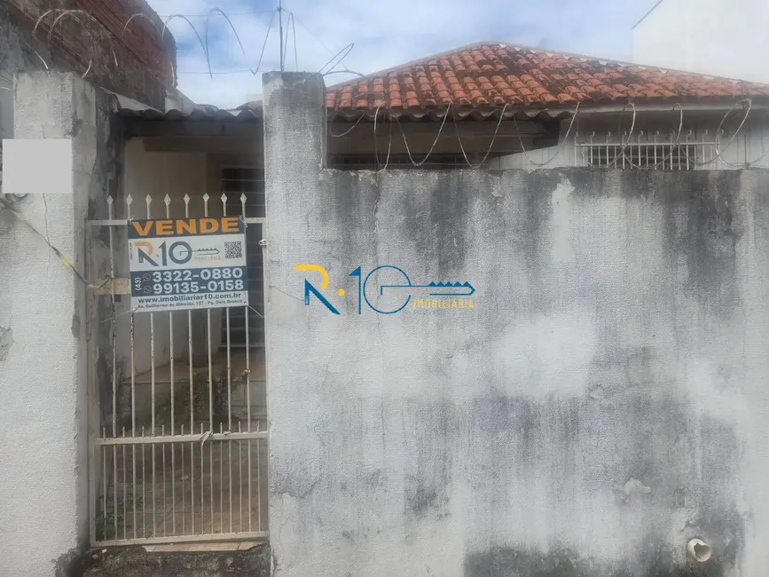 Foto 2 de Terreno / Lote à venda, 249m2 em Jardim América, Londrina - PR