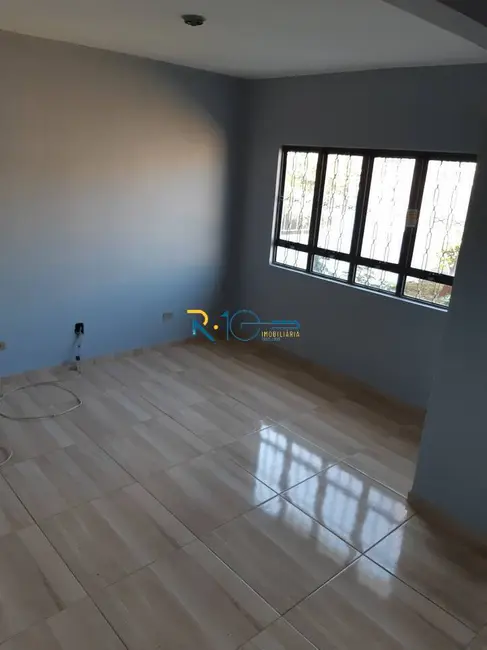 Foto 7 de Casa com 3 quartos para alugar, 100m2 em Jardim Esperança, Londrina - PR