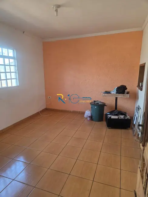 Foto 3 de Casa com 2 quartos à venda, 257m2 em Jardim Sérgio Antônio, Londrina - PR