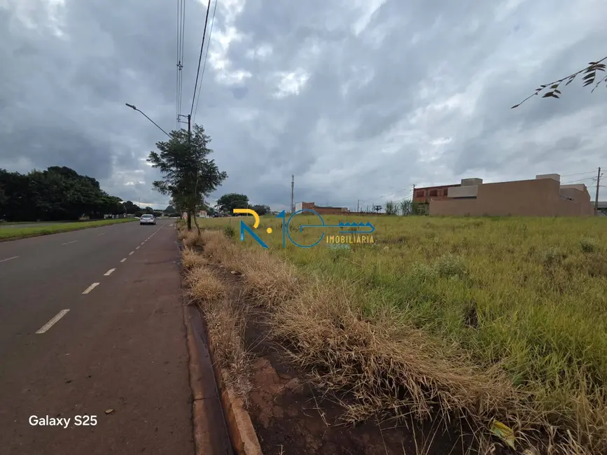 Foto 1 de Terreno / Lote à venda, 664m2 em Ouro Branco, Londrina - PR