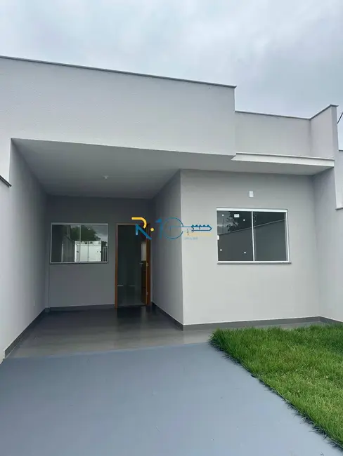 Foto 2 de Casa com 2 quartos à venda, 125m2 em Conjunto Farid Libos, Londrina - PR