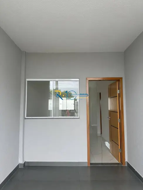 Foto 3 de Casa com 2 quartos à venda, 125m2 em Conjunto Farid Libos, Londrina - PR