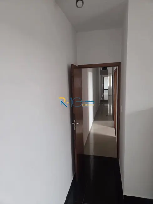Casa com 3 quartos à venda, 145m2 em Cambezinho, Londrina - PR - imagem 9 Foto 9 de Casa com 3 quartos à venda, 145m2 em Cambezinho, Londrina - PR