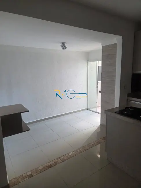 Casa com 3 quartos à venda, 145m2 em Cambezinho, Londrina - PR - imagem 6 Foto 6 de Casa com 3 quartos à venda, 145m2 em Cambezinho, Londrina - PR
