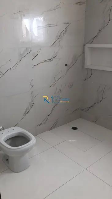 Foto 9 de Sobrado com 3 quartos à venda, 265m2 em Califórnia, Londrina - PR