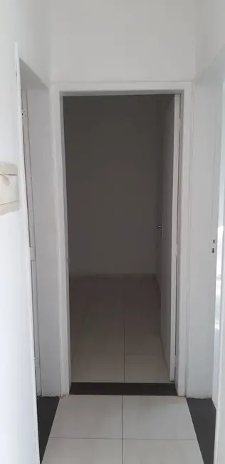 Casa com 2 quartos à venda, 60m2 em Londrina - PR - imagem 9 Foto 9 de Casa com 2 quartos à venda, 60m2 em Londrina - PR