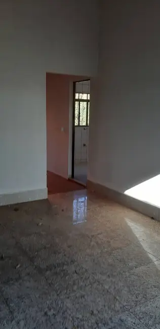 Casa com 2 quartos à venda, 60m2 em Londrina - PR - imagem 6 Foto 6 de Casa com 2 quartos à venda, 60m2 em Londrina - PR