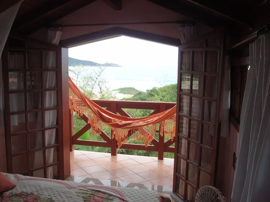 Apartamento com 1 quarto à venda e para alugar, 60m2 em Campeche, Florianopolis - SC - imagem 3 Foto 3 de Apartamento com 1 quarto à venda e para alugar, 60m2 em Campeche, Florianopolis - SC