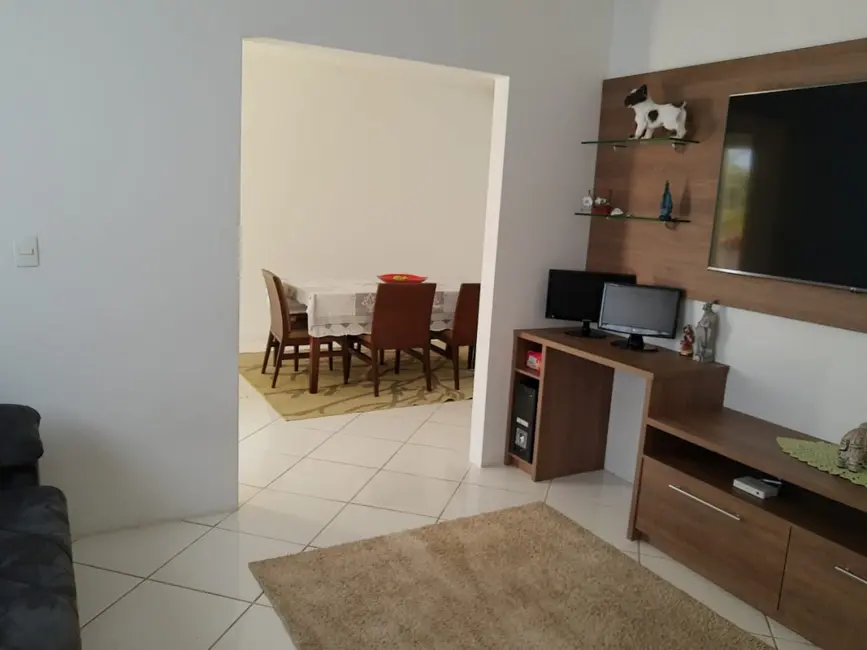 Sobrado com 3 quartos para alugar, 200m2 em Campeche, Florianopolis - SC - imagem 7 Foto 7 de Sobrado com 3 quartos para alugar, 200m2 em Campeche, Florianopolis - SC