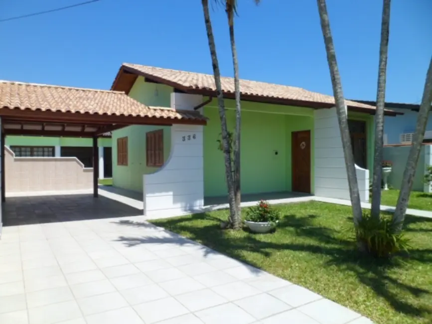 Casa com 4 quartos para alugar, 200m2 em Canasvieiras, Florianopolis - SC - imagem 3 Foto 3 de Casa com 4 quartos para alugar, 200m2 em Canasvieiras, Florianopolis - SC