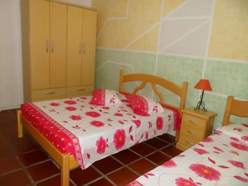 Foto 34 de Casa com 4 quartos para alugar, 130m2 em Canasvieiras, Florianopolis - SC