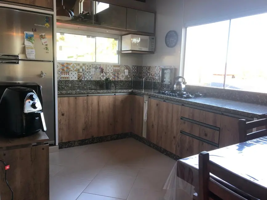 Foto 8 de Casa com 2 quartos para alugar, 80m2 em Campeche, Florianopolis - SC