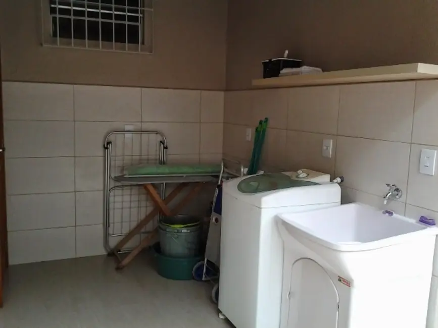 Foto 25 de Casa com 4 quartos para alugar, 200m2 em Canasvieiras, Florianopolis - SC