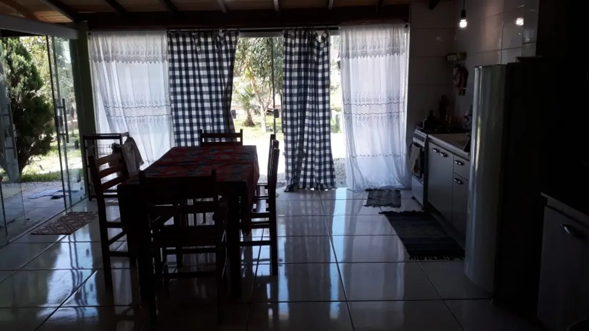 Foto 3 de Casa com 4 quartos para alugar, 120m2 em Ribeirão da Ilha, Florianopolis - SC