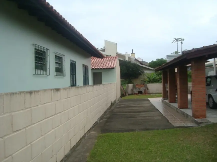 Foto 4 de Casa com 3 quartos para alugar, 80m2 em Campeche, Florianopolis - SC