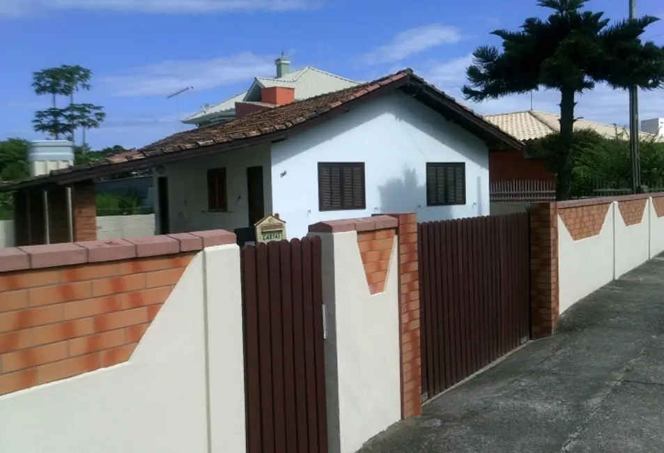 Foto 3 de Casa com 3 quartos para alugar, 80m2 em Campeche, Florianopolis - SC
