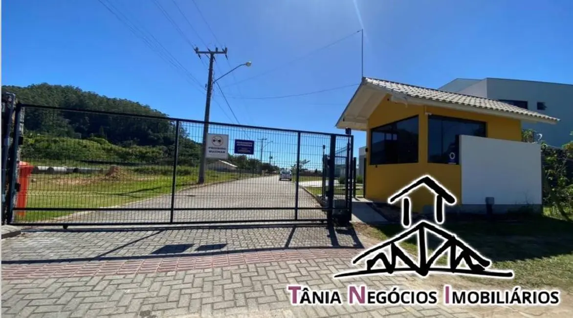 Casa de Condomínio com 3 quartos à venda, 231m2 em Vargem Grande, Florianopolis - SC - imagem 7 Foto 7 de Casa de Condomínio com 3 quartos à venda, 231m2 em Vargem Grande, Florianopolis - SC