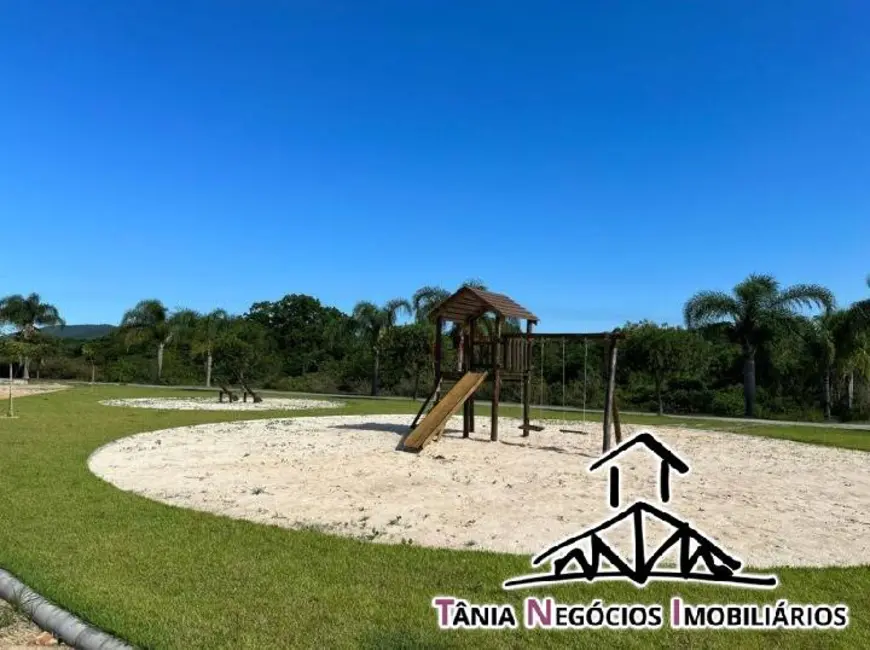 Casa de Condomínio com 3 quartos à venda, 231m2 em Vargem Grande, Florianopolis - SC - imagem 8 Foto 8 de Casa de Condomínio com 3 quartos à venda, 231m2 em Vargem Grande, Florianopolis - SC