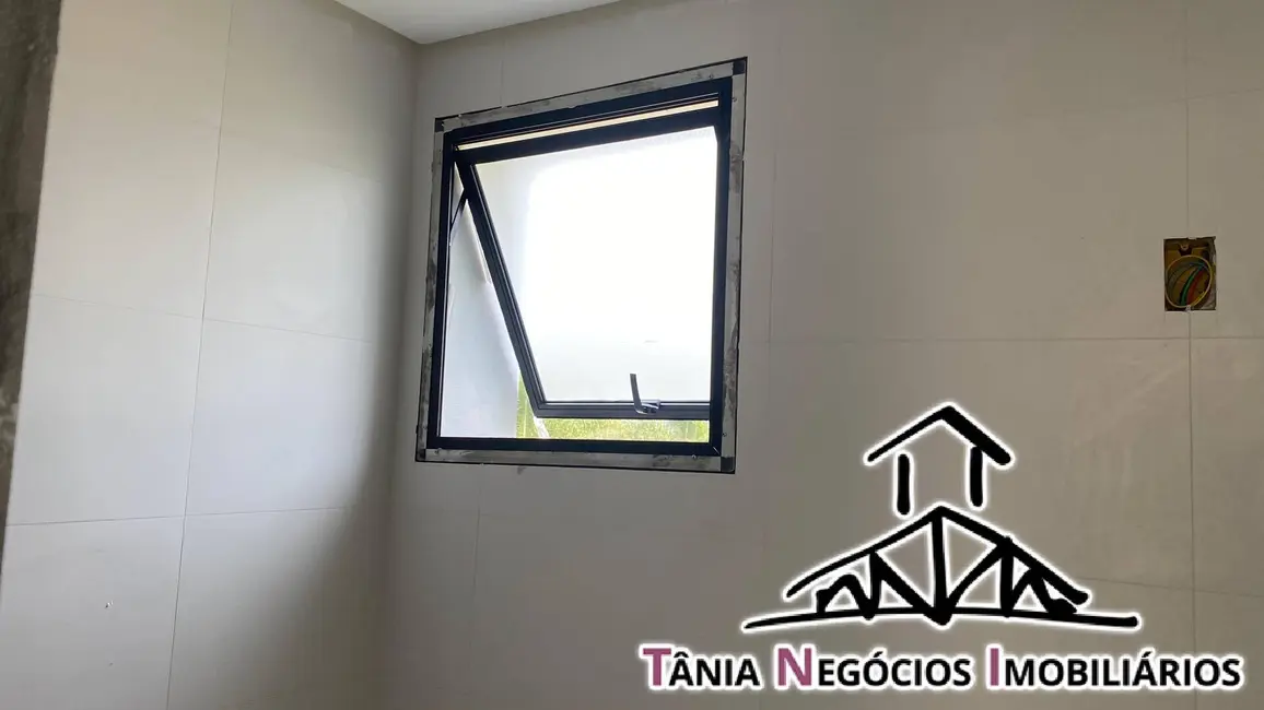 Casa de Condomínio com 3 quartos à venda, 231m2 em Vargem Grande, Florianopolis - SC - imagem 5 Foto 5 de Casa de Condomínio com 3 quartos à venda, 231m2 em Vargem Grande, Florianopolis - SC
