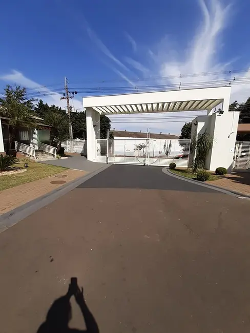 Casa com 3 quartos à venda, 120m2 em Jardim Pioneiros, Londrina - PR - imagem 9 Foto 9 de Casa com 3 quartos à venda, 120m2 em Jardim Pioneiros, Londrina - PR