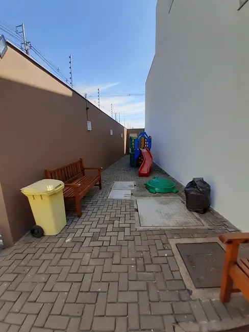 Casa com 3 quartos à venda, 120m2 em Jardim Pioneiros, Londrina - PR - imagem 7 Foto 7 de Casa com 3 quartos à venda, 120m2 em Jardim Pioneiros, Londrina - PR