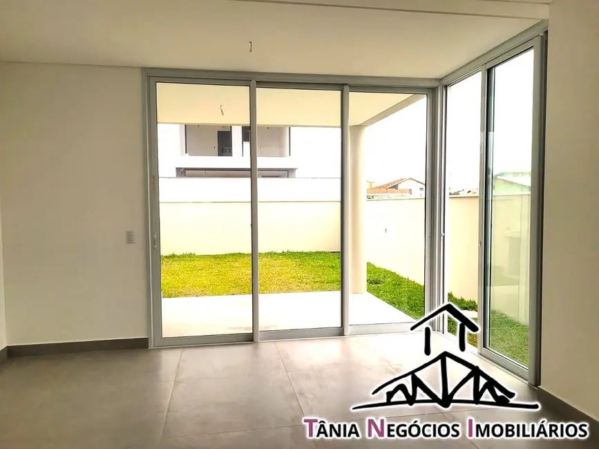 Foto 5 de Casa com 3 quartos à venda, 136m2 em Campeche, Florianopolis - SC