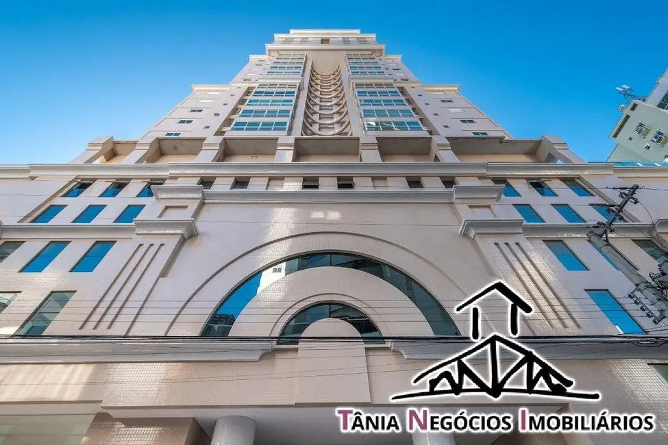 Foto 1 de Apartamento com 3 quartos à venda, 135m2 em Centro, Balneario Camboriu - SC
