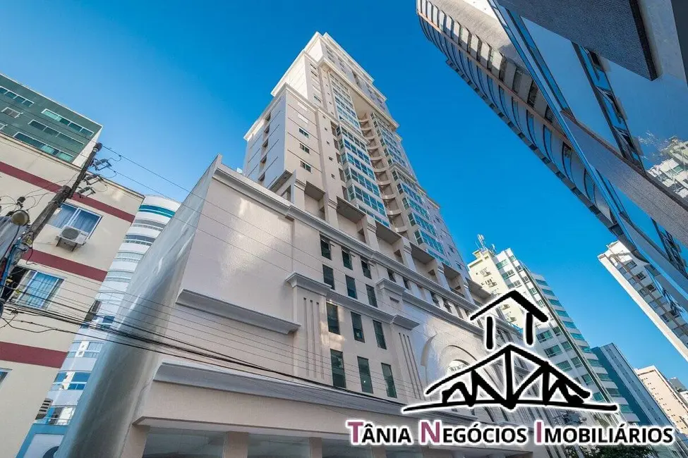 Foto 2 de Apartamento com 3 quartos à venda, 135m2 em Centro, Balneario Camboriu - SC