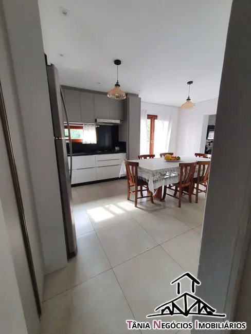 Casa com 4 quartos à venda e para alugar, 600m2 em Campeche, Florianopolis - SC - imagem 9 Foto 9 de Casa com 4 quartos à venda e para alugar, 600m2 em Campeche, Florianopolis - SC