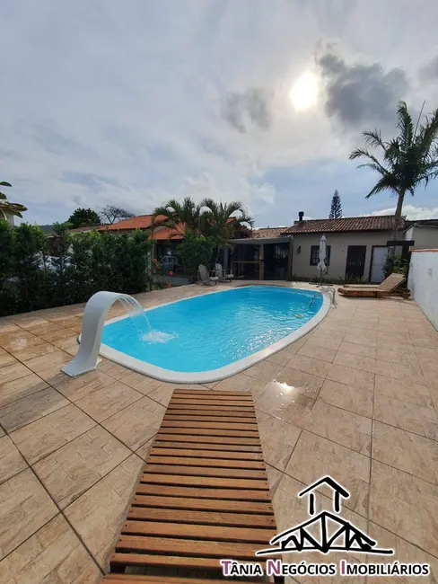 Casa com 4 quartos à venda e para alugar, 600m2 em Campeche, Florianopolis - SC - imagem 5 Foto 5 de Casa com 4 quartos à venda e para alugar, 600m2 em Campeche, Florianopolis - SC