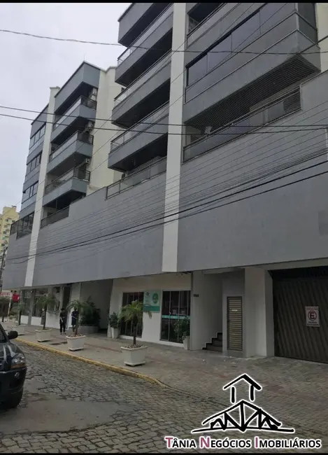 Foto 3 de Apartamento com 2 quartos à venda e para alugar, 100m2 em Meia Praia, Itapema - SC