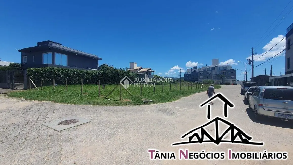 Foto 2 de Terreno / Lote à venda e para alugar, 533m2 em Campeche, Florianopolis - SC