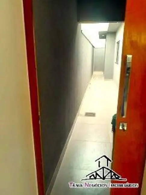 Casa com 3 quartos à venda, 75m2 em Jardim Montecatini, Londrina - PR - imagem 6 Foto 6 de Casa com 3 quartos à venda, 75m2 em Jardim Montecatini, Londrina - PR