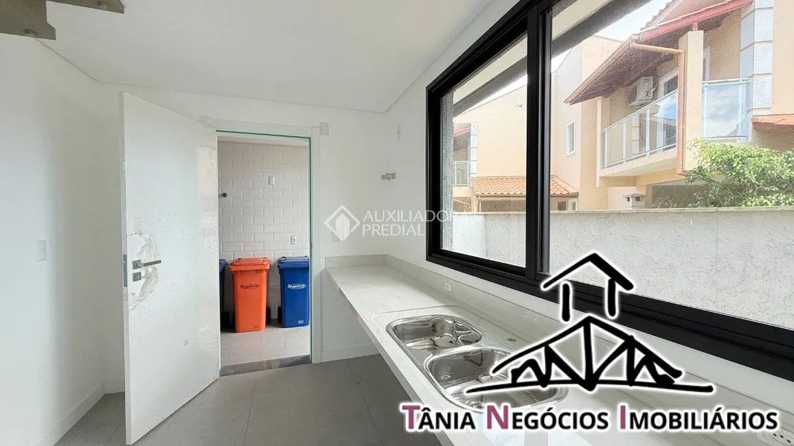 Casa com 3 quartos à venda, 123m2 em Campeche, Florianopolis - SC - imagem 6 Foto 6 de Casa com 3 quartos à venda, 123m2 em Campeche, Florianopolis - SC