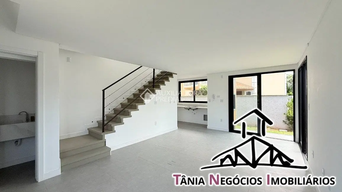 Casa com 3 quartos à venda, 123m2 em Campeche, Florianopolis - SC - imagem 2 Foto 2 de Casa com 3 quartos à venda, 123m2 em Campeche, Florianopolis - SC