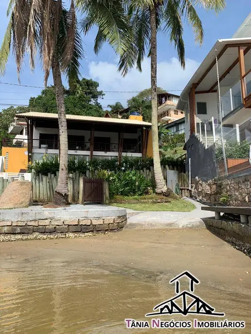 Foto 2 de Casa com 5 quartos à venda, 300m2 em Barra da Lagoa, Florianopolis - SC