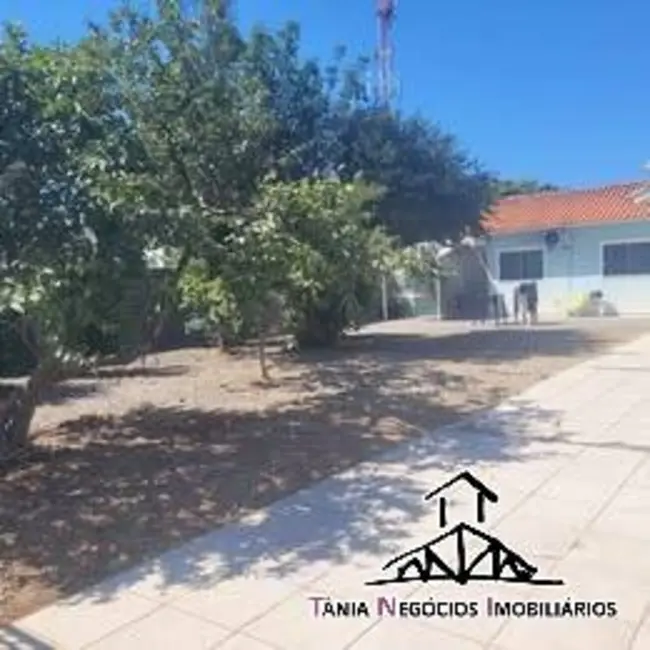 Foto 6 de Casa com 4 quartos para alugar, 200m2 em Carianos, Florianopolis - SC