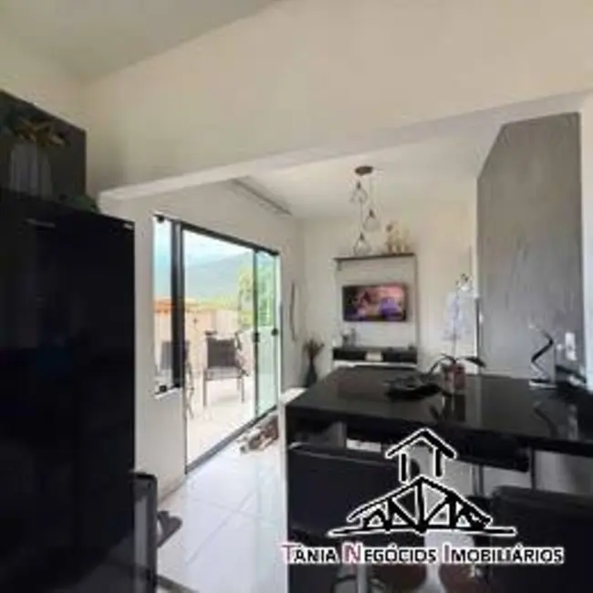 Foto 3 de Apartamento com 2 quartos para alugar, 75m2 em Campeche, Florianopolis - SC
