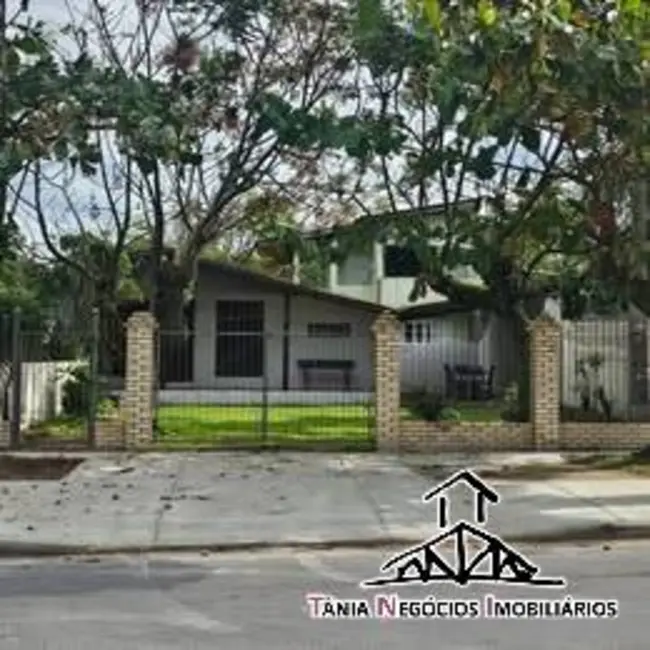 Foto 1 de Casa com 3 quartos para alugar, 120m2 em Campeche, Florianopolis - SC
