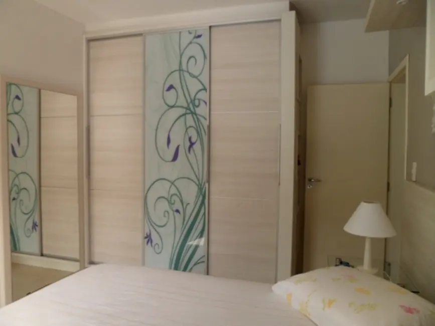 Foto 22 de Casa com 4 quartos para alugar, 200m2 em Canasvieiras, Florianopolis - SC