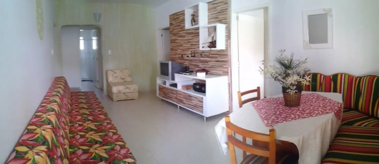 Foto 14 de Casa com 4 quartos para alugar, 200m2 em Canasvieiras, Florianopolis - SC