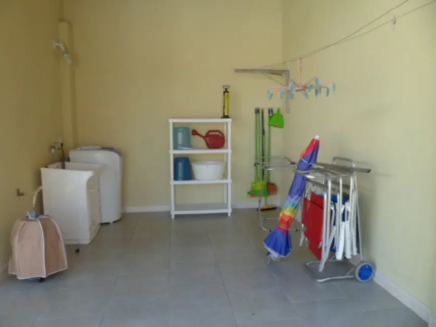 Foto 15 de Casa com 4 quartos para alugar, 200m2 em Canasvieiras, Florianopolis - SC