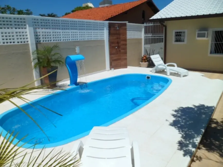 Foto 5 de Casa com 4 quartos para alugar, 200m2 em Canasvieiras, Florianopolis - SC