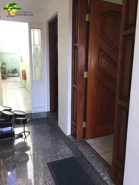 Foto 3 de Casa com 3 quartos à venda, 250m2 em Vila Roque, São Paulo - SP